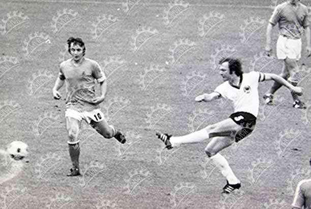 Franz Beckenbauer jugada